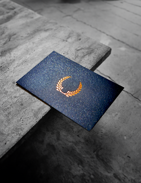 Visitenkarten mit Heissfolienprägung auf Gmund-Moonlight