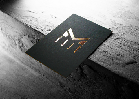 Visitenkarten mit Prägung in Kupfer Metalic auf Colorplan Ebony Black