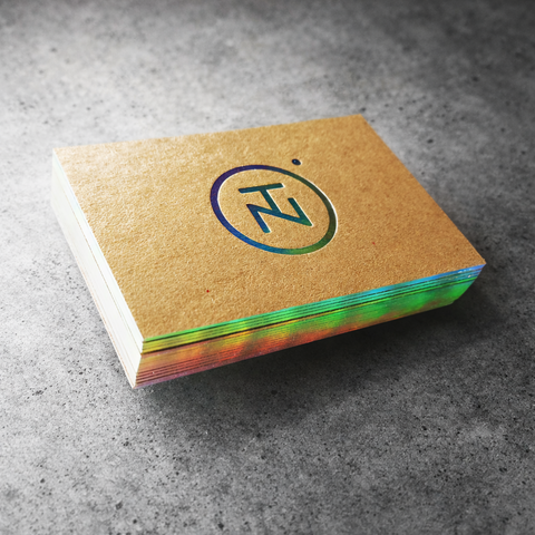 Visitenkarten auf Les Naturales mit Laser-Heißfolienprägung und Folienschnitt